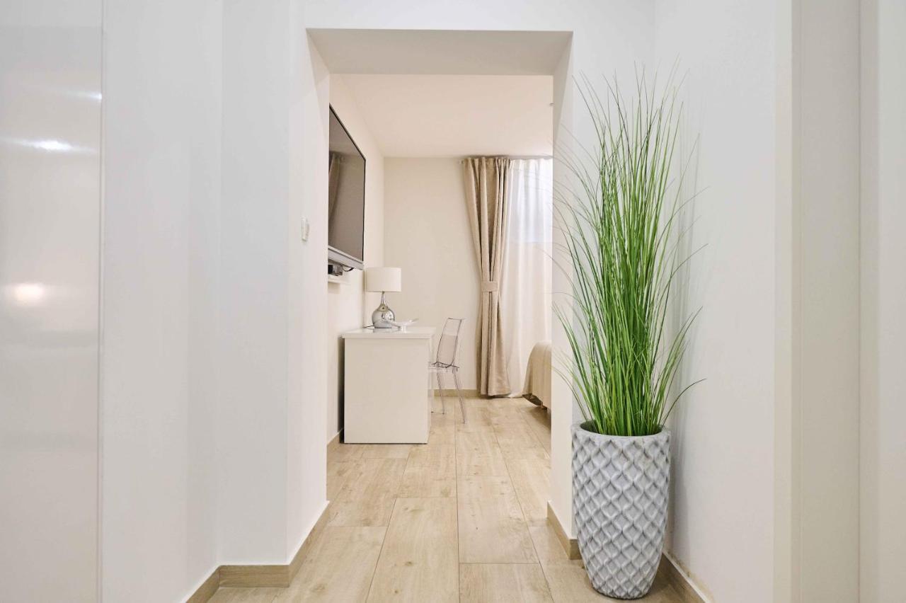 Best Location Rooms Сплит Екстериор снимка